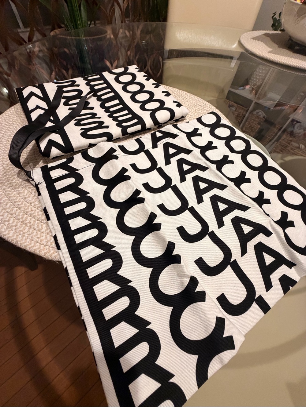 Marc Jacobs Set of 2 Dust Bags